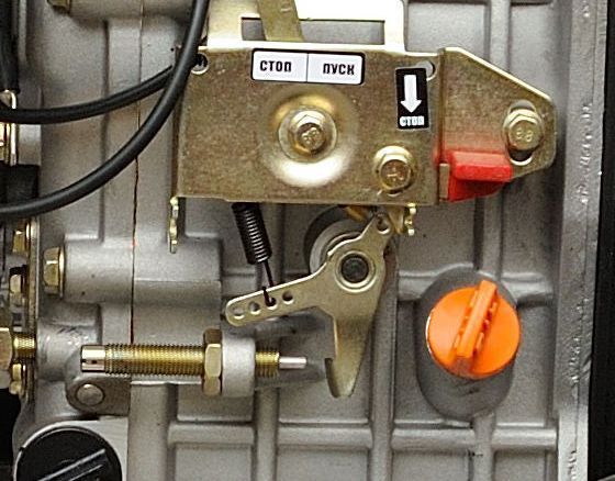 Дизельный генератор Hyundai DHY 6000LE-3  на колесах фото