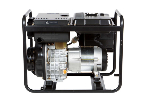 Дизельный генератор Hyundai DHY 5000L  2-х тактный фото