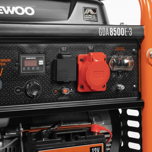 Бензиновый генератор DAEWOO GDA 8500E-3 передвижной фото