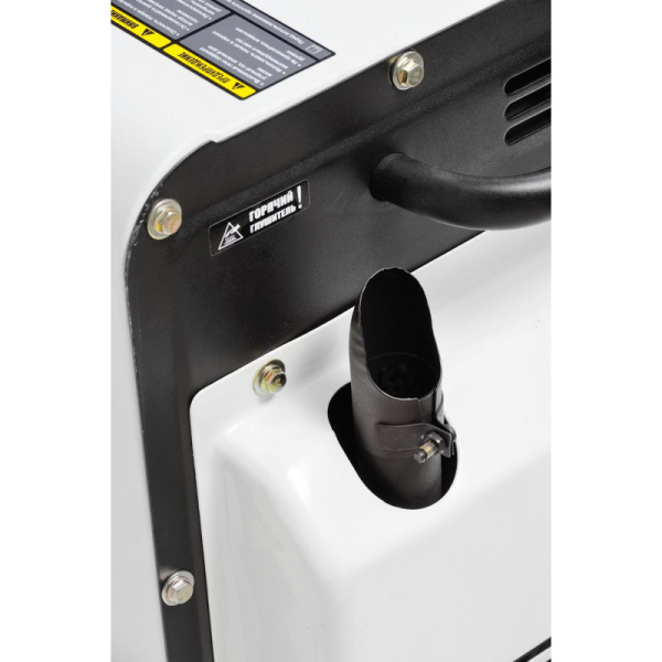 Дизельный генератор Hyundai DHY 6000SE-3  переносной фото