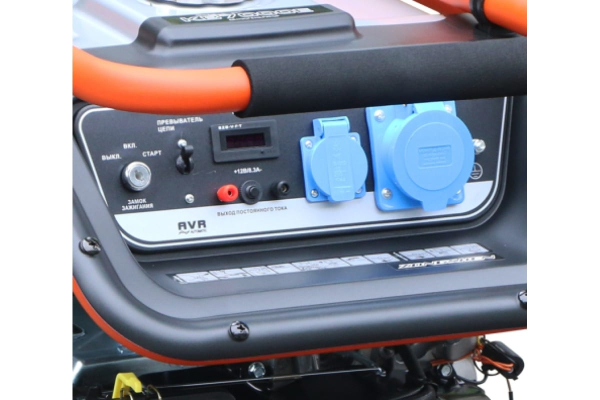 Бензиновый генератор Zongshen KB 7000 E передвижной фото